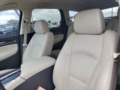 2022 Buick Enclave Essence