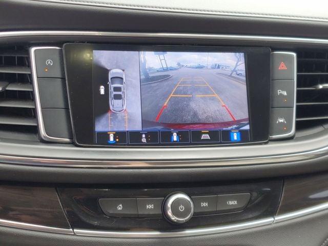 2022 Buick Enclave Essence