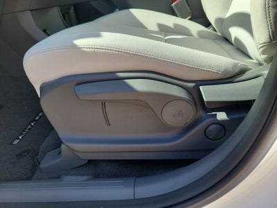 2027 Hyundai Santa Fe SE