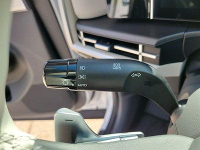 2027 Hyundai Santa Fe SE