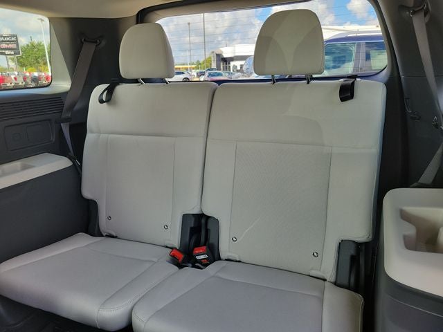 2027 Hyundai Santa Fe SE