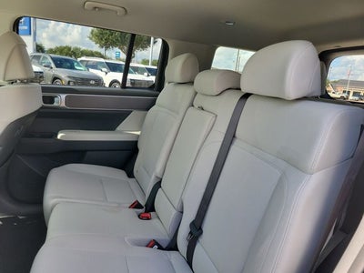 2027 Hyundai Santa Fe SE
