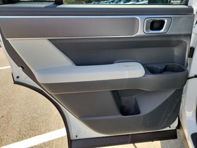2027 Hyundai Santa Fe SE