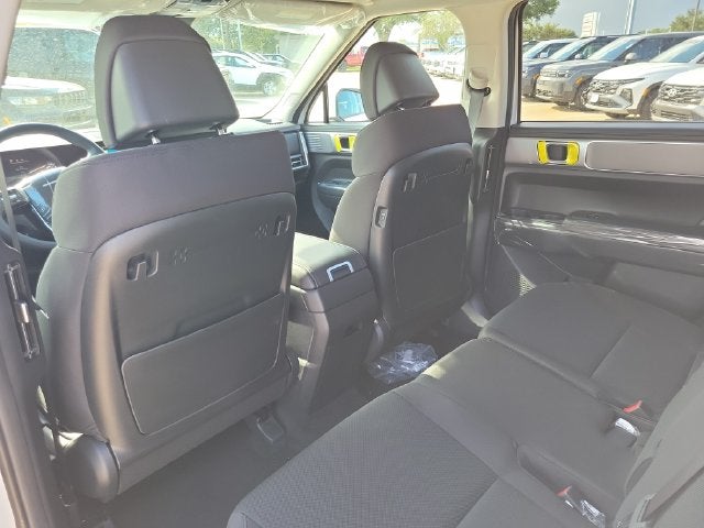 2027 Hyundai Santa Fe SE