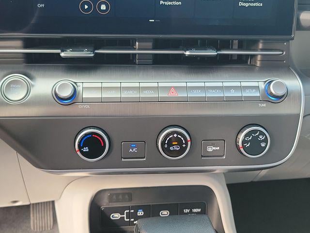 2027 Hyundai Kona SE