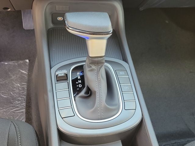 2027 Hyundai Kona SE