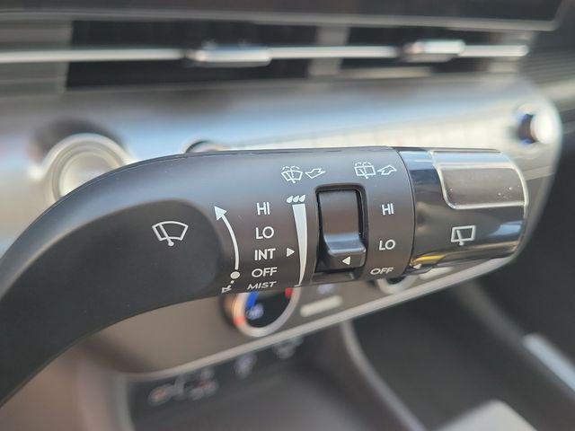 2027 Hyundai Kona SE