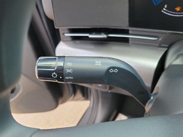 2027 Hyundai Kona SE