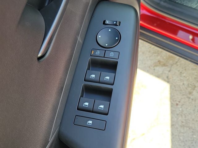 2027 Hyundai Kona SE