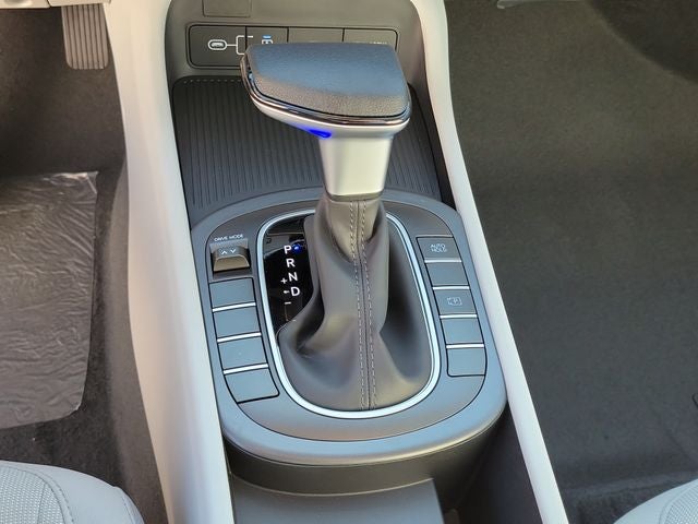 2027 Hyundai Kona SE