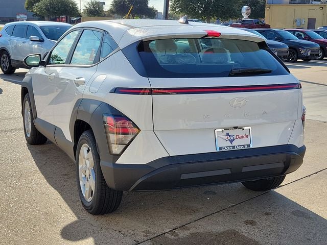 2027 Hyundai Kona SE