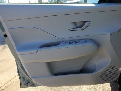 2026 Hyundai Kona SE