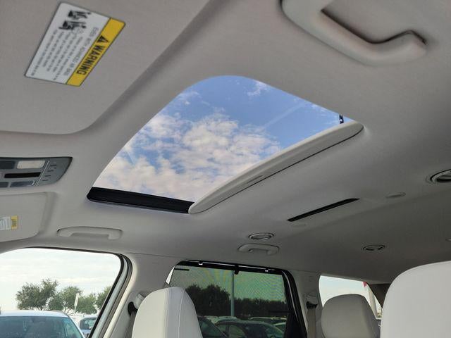 2027 Hyundai Palisade SEL Premium 7 Passenger