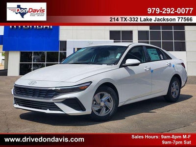 2026 Hyundai Elantra SE