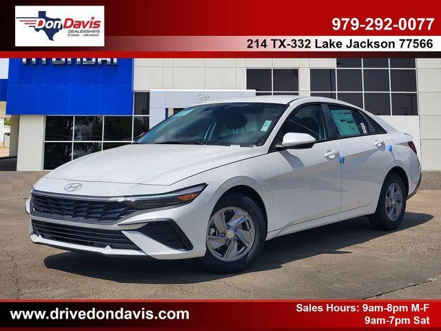 2026 Hyundai Elantra SE