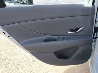 2026 Hyundai Elantra SE