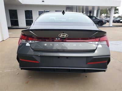 2026 Hyundai Elantra SEL Sport
