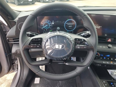 2025 Hyundai Elantra Hybrid SEL Sport