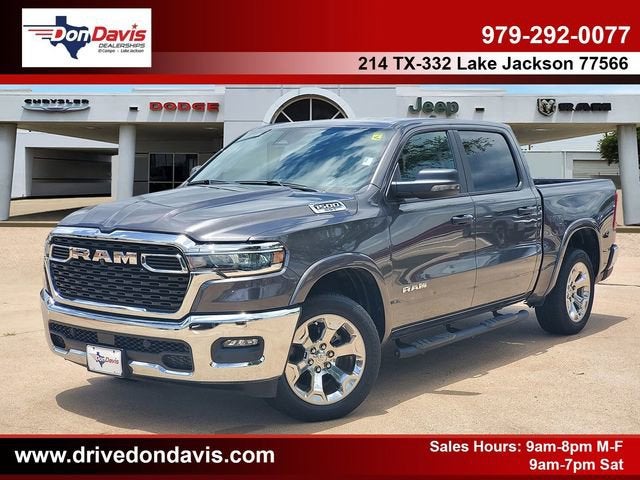2025 RAM 1500 Lone Star Crew Cab 4x4 5'7" Box