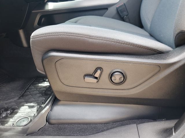 2025 RAM 1500 Lone Star Crew Cab 4x4 5'7" Box