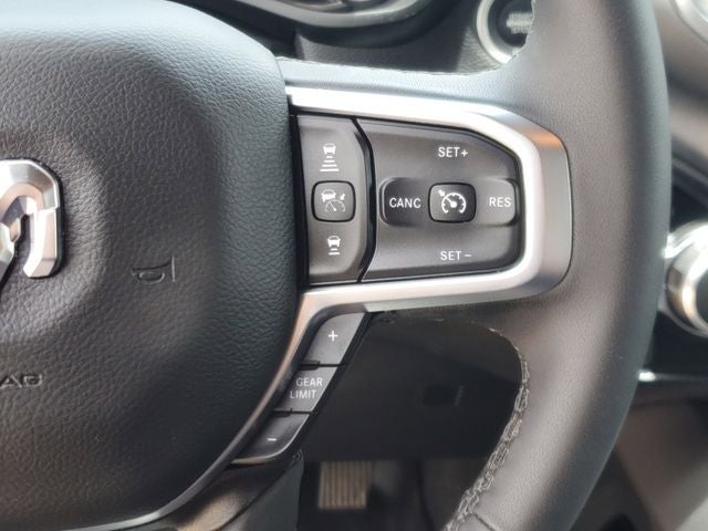 2025 RAM 1500 Lone Star Crew Cab 4x4 5'7" Box