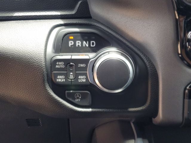 2025 RAM 1500 Lone Star Crew Cab 4x4 5'7" Box