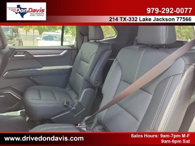 2027 GMC Acadia Elevation