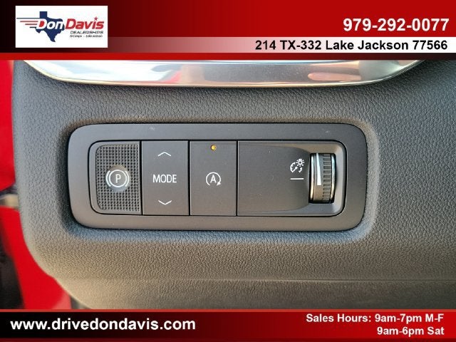 2027 GMC Acadia Elevation