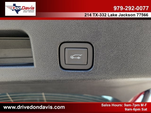 2027 GMC Acadia Elevation