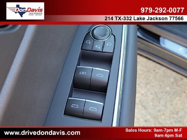 2027 GMC Acadia Denali