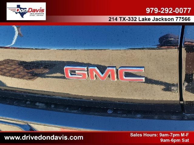 2027 GMC Acadia Denali