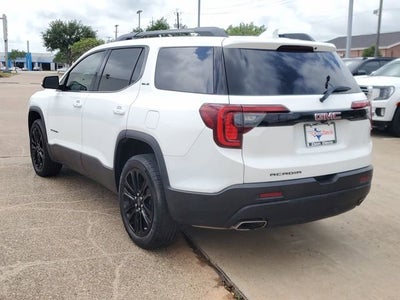 2022 GMC Acadia SLE