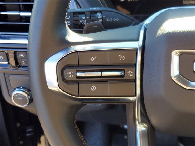 2025 GMC Yukon Elevation