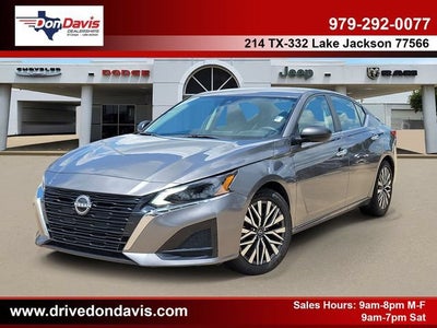 2025 Nissan Altima SV