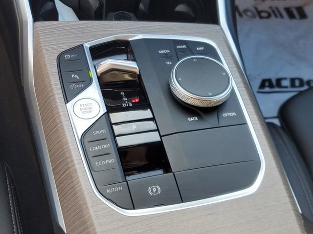 2025 BMW 3 Series 330i