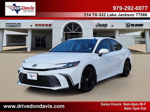 2025 Toyota Camry SE