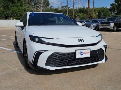 2025 Toyota Camry SE