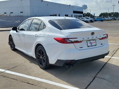 2025 Toyota Camry SE