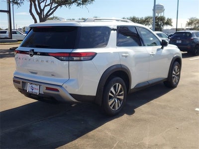 2025 Nissan Pathfinder SL FWD