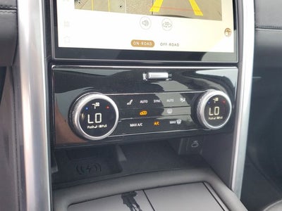 2024 Land Rover Discovery S