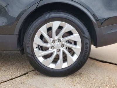 2024 Land Rover Discovery S