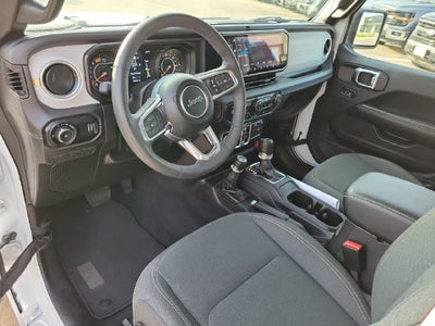 2025 Jeep Wrangler Sahara