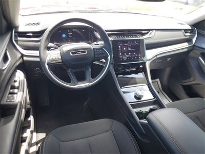 2024 Jeep Grand Cherokee L Laredo