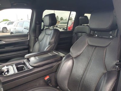 2023 Jeep Wagoneer L Series III
