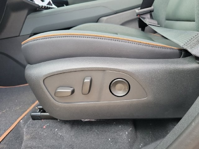 2027 GMC Acadia AT4