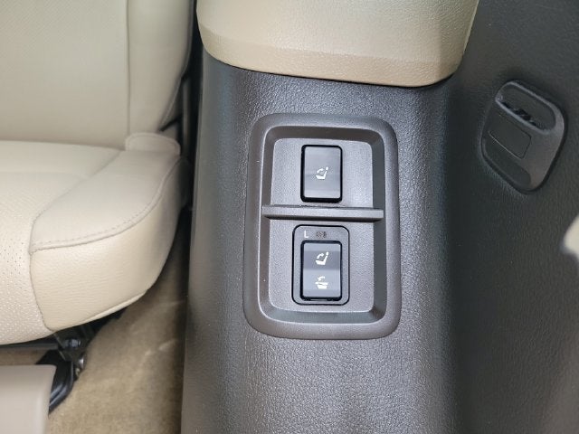 2010 Toyota Sequoia Platinum