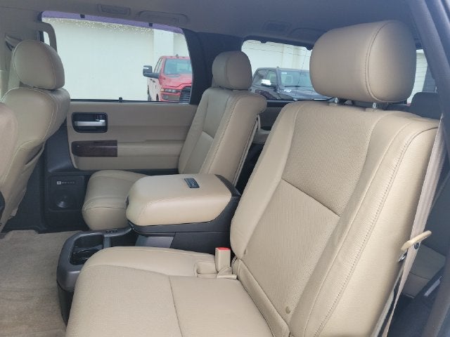 2010 Toyota Sequoia Platinum
