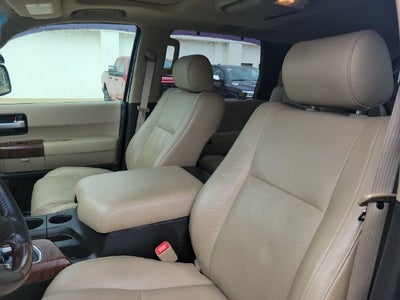 2010 Toyota Sequoia Platinum