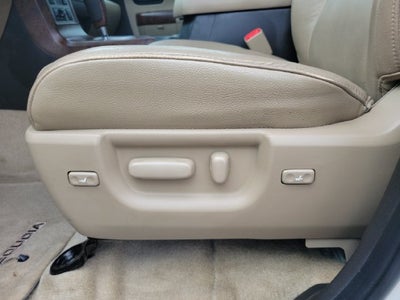 2010 Toyota Sequoia Platinum