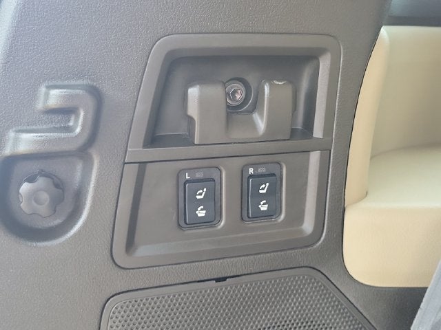 2010 Toyota Sequoia Platinum